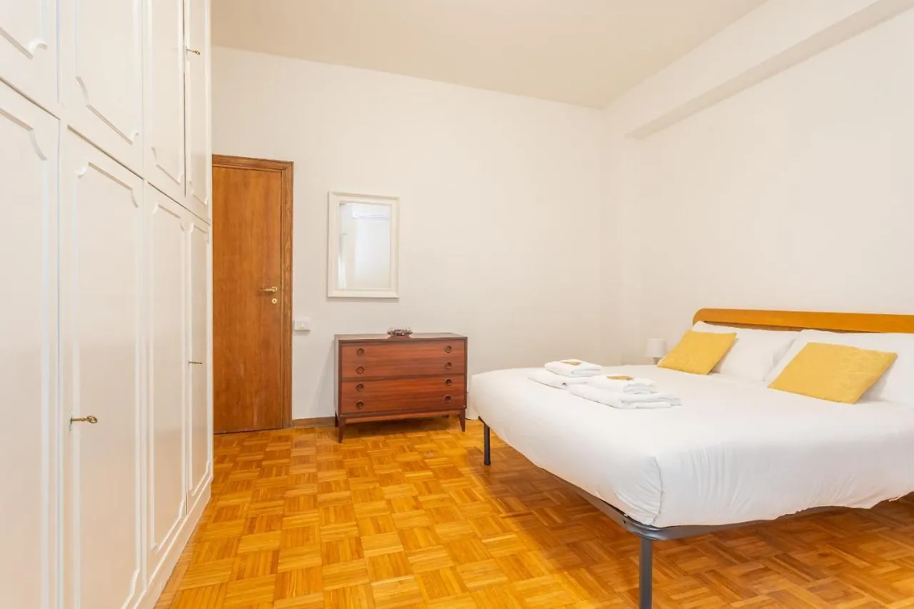 St Peters Garden 3 Bdr Apartment Rome